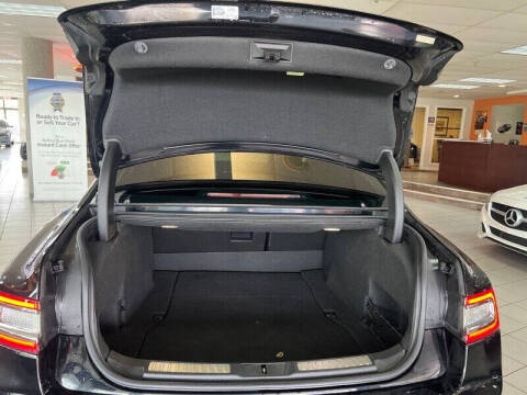 2017 Lincoln Continental Premiere