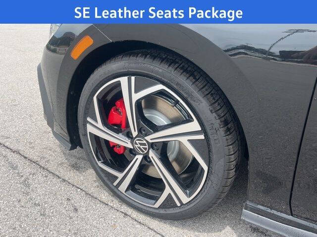 2025 Volkswagen Golf GTI SE