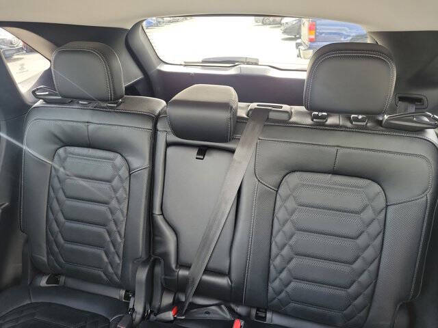 2024 Ford Escape Hybrid Platinum