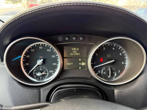 2011 Mercedes-Benz GL-Class GL 550 4MATIC