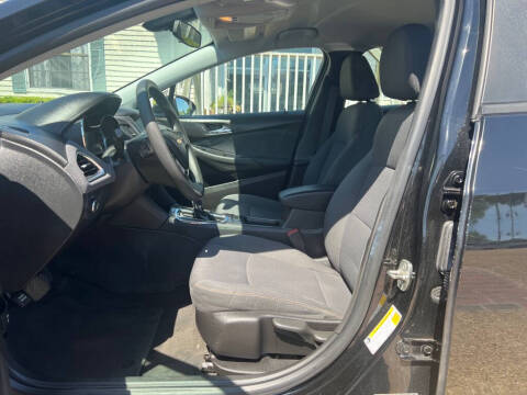 2019 Chevrolet Cruze LS