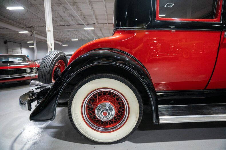 1933 Packard Eight