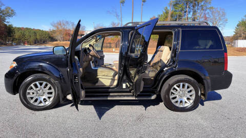 2010 Nissan Pathfinder LE