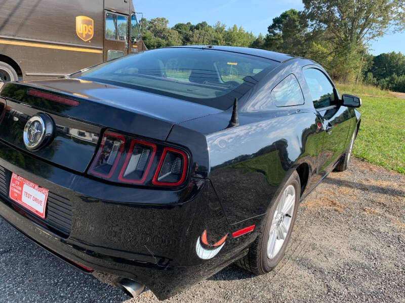 2014 Ford Mustang V6