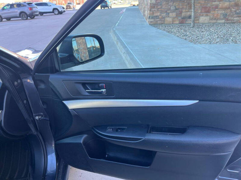 2011 Subaru Outback 2.5i