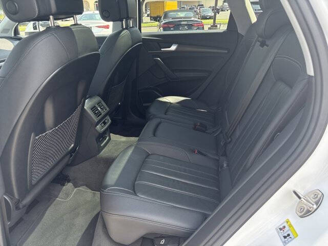 2023 Audi Q5 quattro Premium Plus 40 TFSI