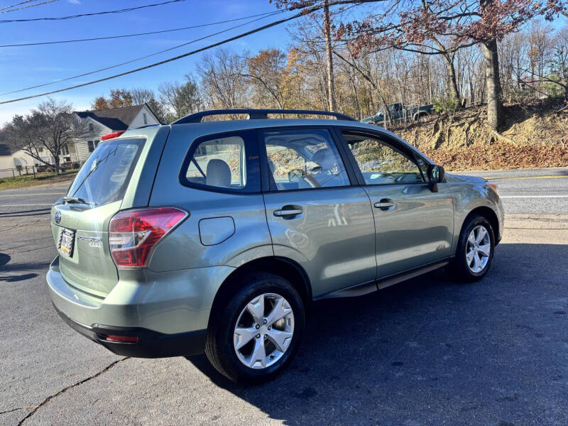 2015 Subaru Forester 2.5i
