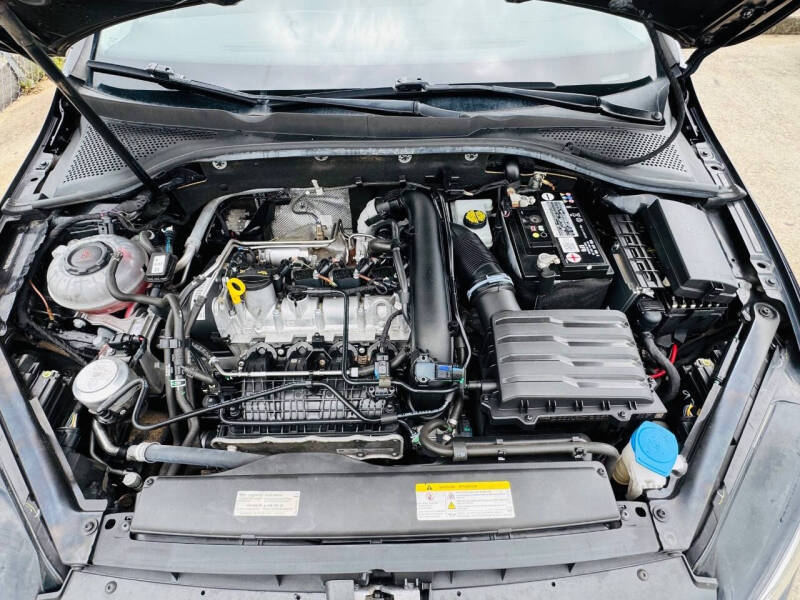 2021 Volkswagen Golf TSI