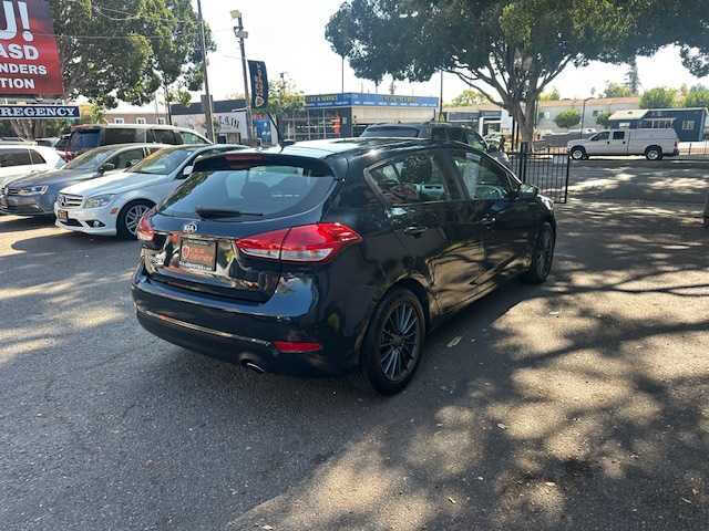 2017 Kia Forte5 LX