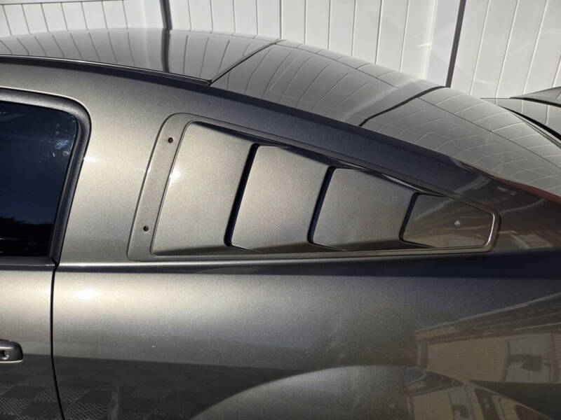 2005 Ford Mustang GT Premium