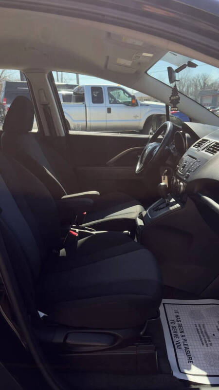 2014 Mazda MAZDA5 Sport