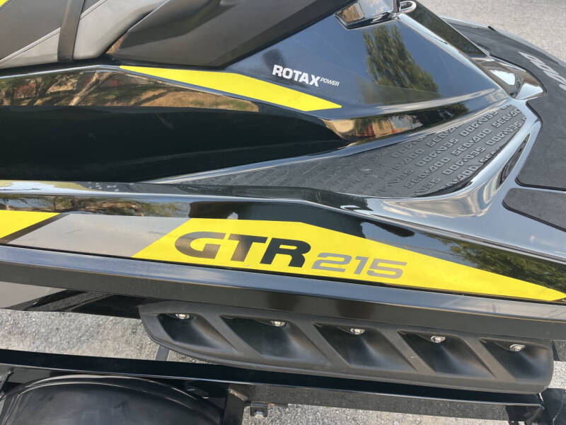 2016 Sea-Doo GTR 215