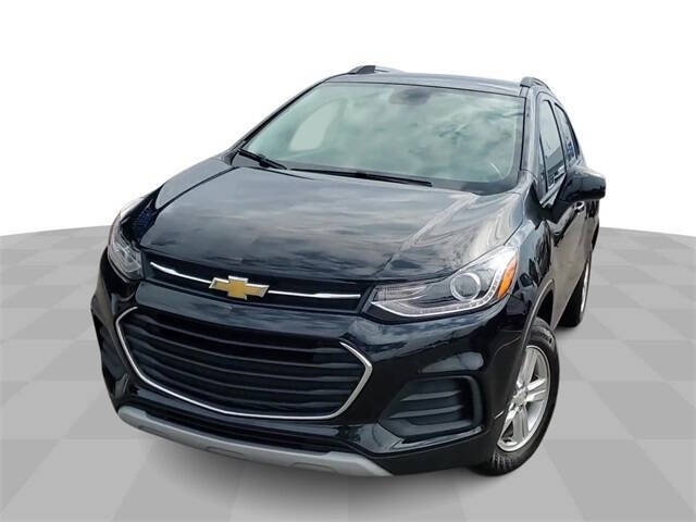 2022 Chevrolet Trax for sale at Bowman Auto Center in Clarkston, MI