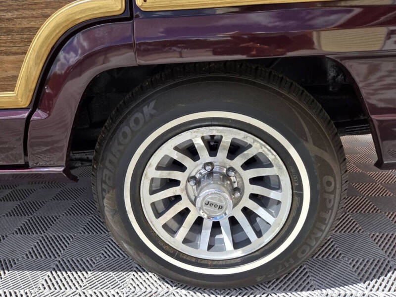 1989 Jeep Grand Wagoneer