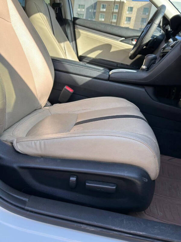 2019 Honda Civic Touring