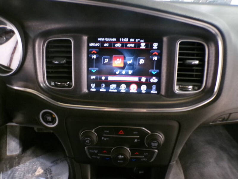 2015 Dodge Charger SXT