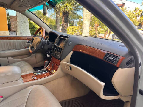 2004 Lexus LS 430