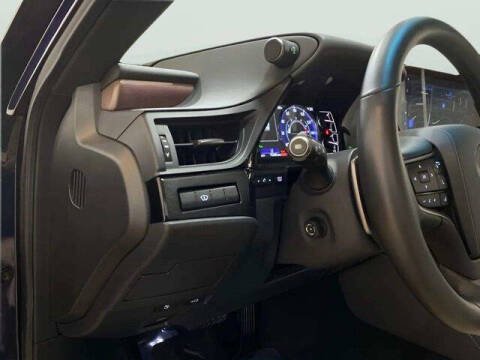 2025 Lexus ES 350