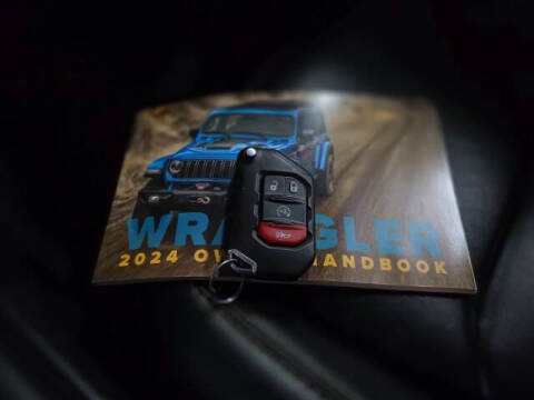 2024 Jeep Wrangler Sahara 4xe