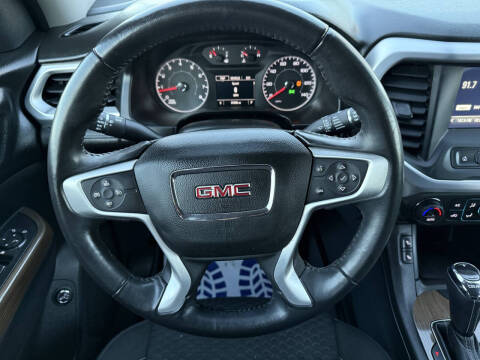 2017 GMC Acadia SLE-2