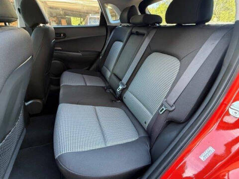 2020 Hyundai Kona SEL Plus