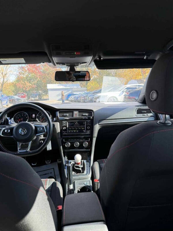 2021 Volkswagen Golf GTI