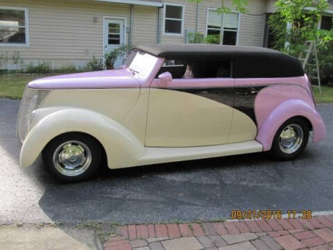 1937 Ford Cabriolet