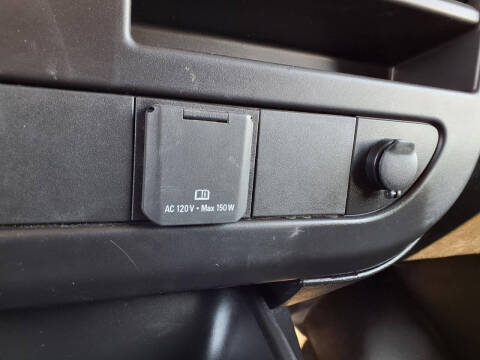 2023 GMC Savana 2500