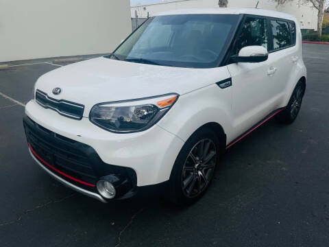 2019 Kia Soul for sale at Lux Global Auto Sales in Sacramento CA