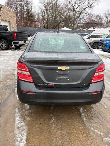 2017 Chevrolet Sonic LT Auto