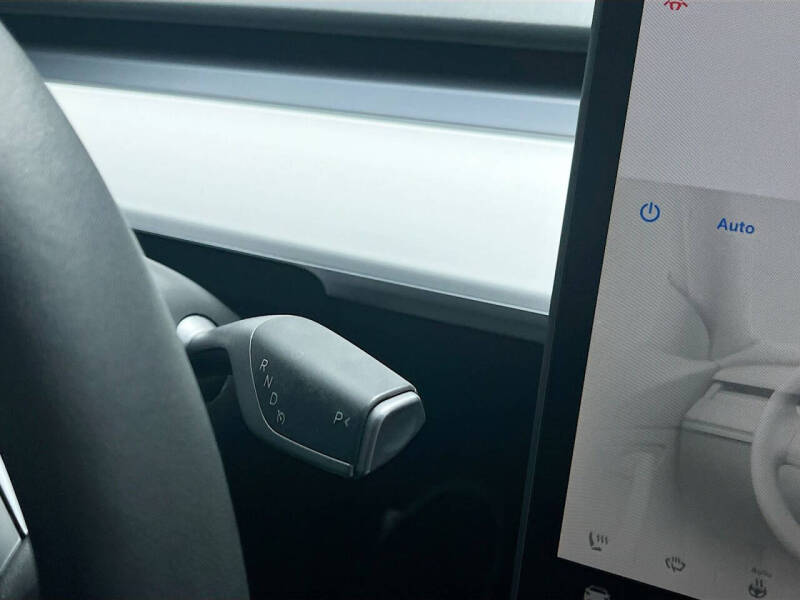 2024 Tesla Model Y Performance