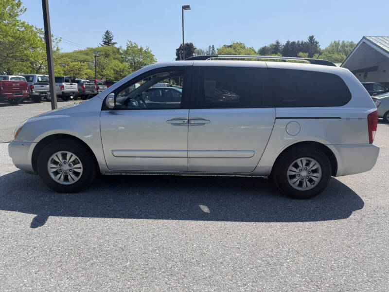 2012 Kia Sedona LX