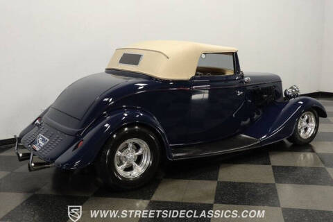 1933 Ford Cabriolet