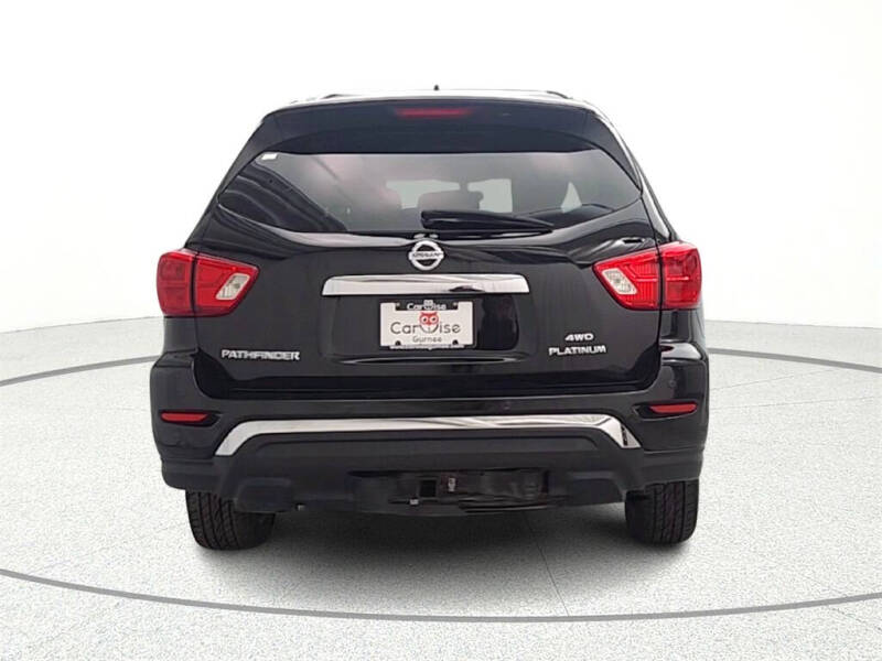 2017 Nissan Pathfinder Platinum