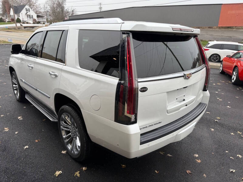2018 Cadillac Escalade Premium Luxury