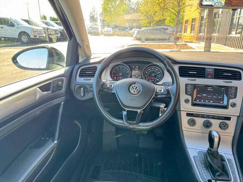 2015 Volkswagen Golf TSI S