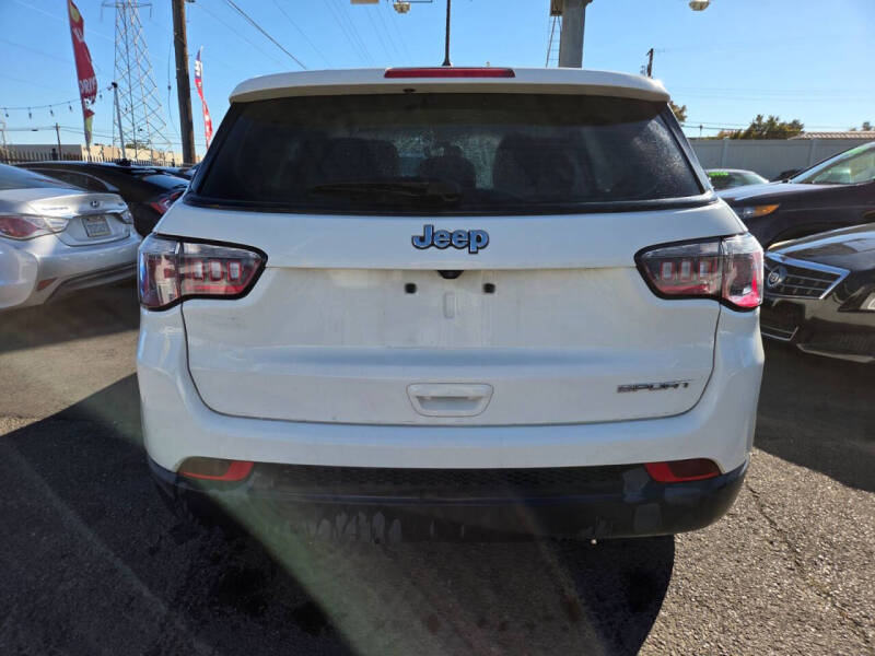 2018 Jeep Compass Sport