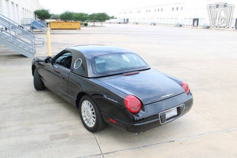 2004 Ford Thunderbird Deluxe
