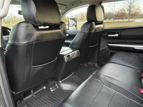 2014 Toyota Tundra SR5