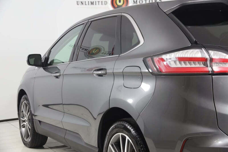 2023 Ford Edge Titanium