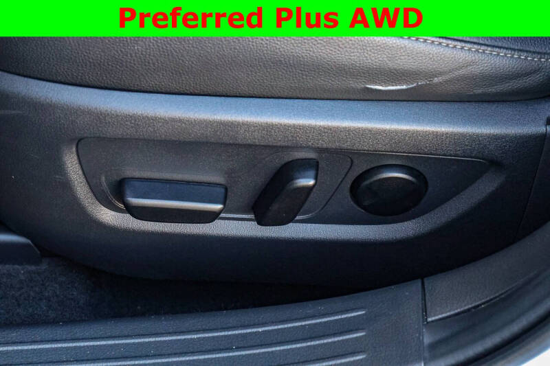 2023 Mazda CX-50 2.5 S Preferred Plus