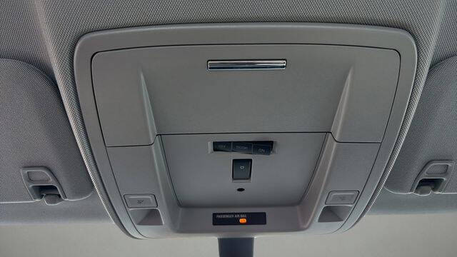 2025 Chevrolet Silverado 5500HD