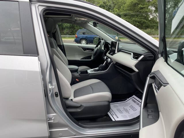 2023 Toyota RAV4 Hybrid XLE