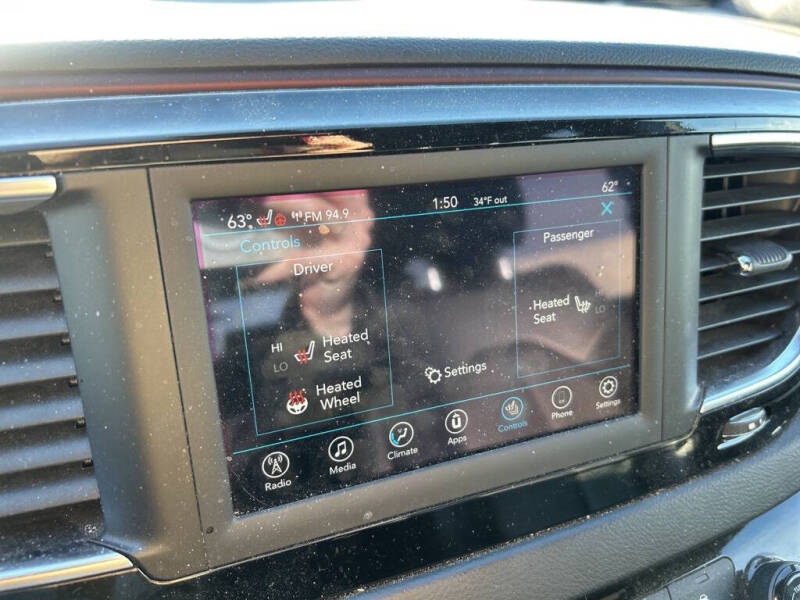 2020 Chrysler Pacifica Touring L