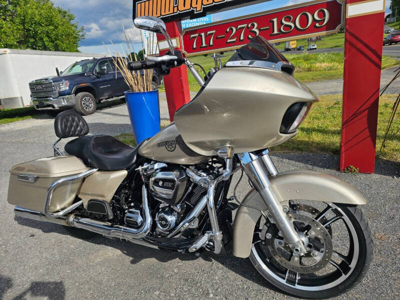 2018 Harley-Davidson FLTRX RoadGlide Hard Candy Ed