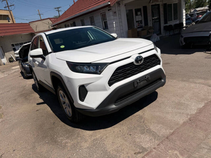 2022 Toyota RAV4 LE