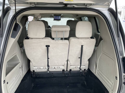 2011 Dodge Grand Caravan Crew