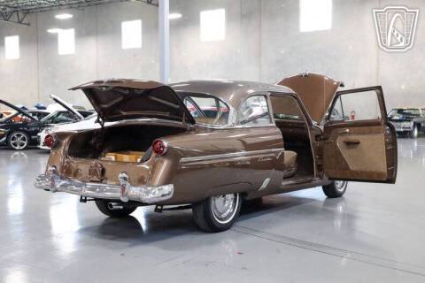 1954 Ford Crestline