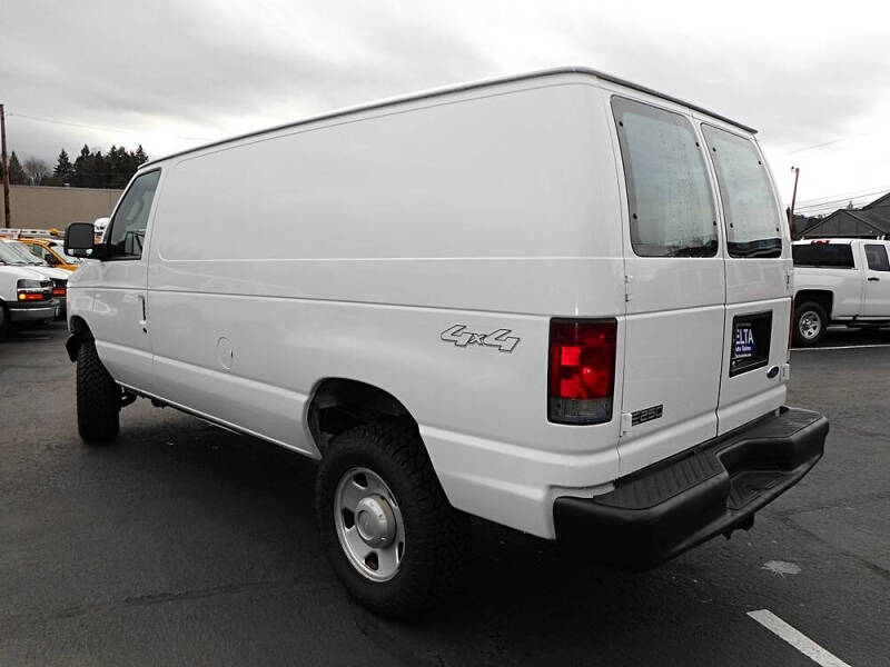 2003 Ford E-Series E-250