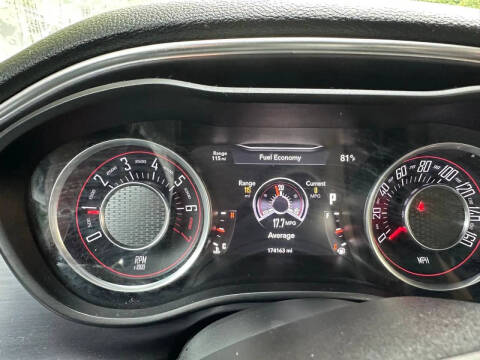 2015 Dodge Challenger SXT